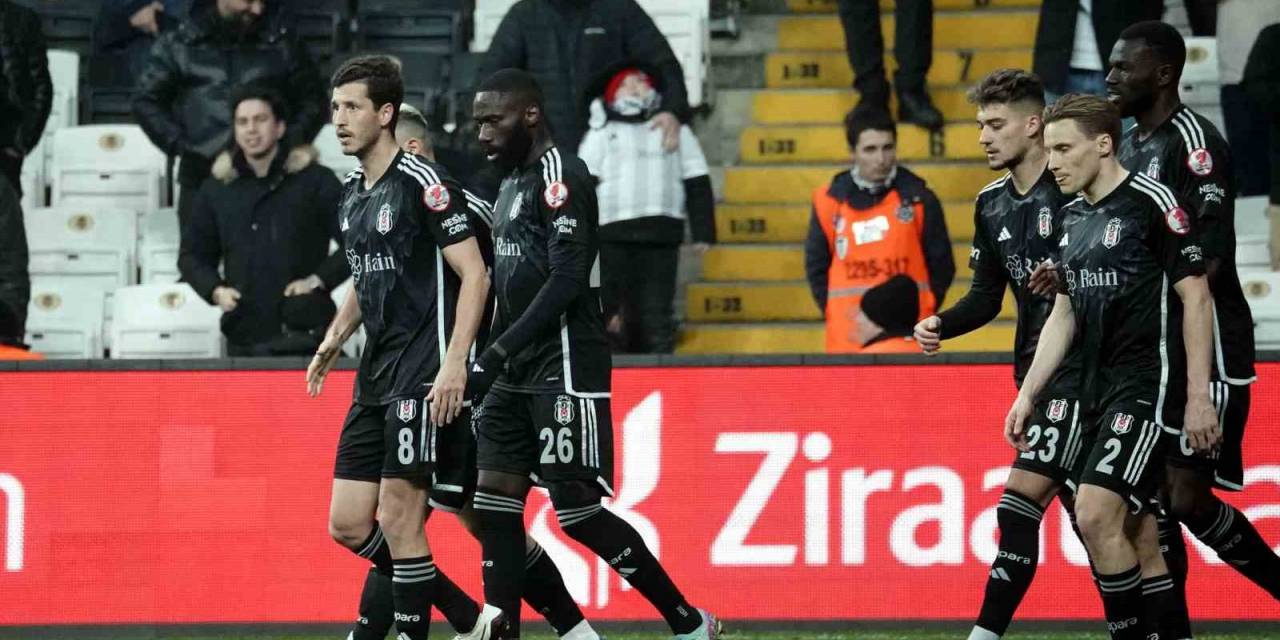 Salih Uçan Golle 11’e Döndü