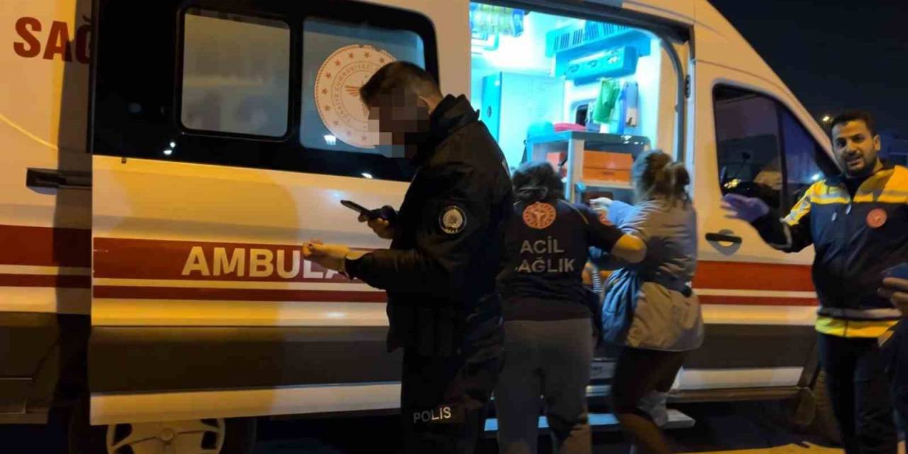 Erkek Arkadaşına Kızdı, Kazara Kendini Bıçakladı