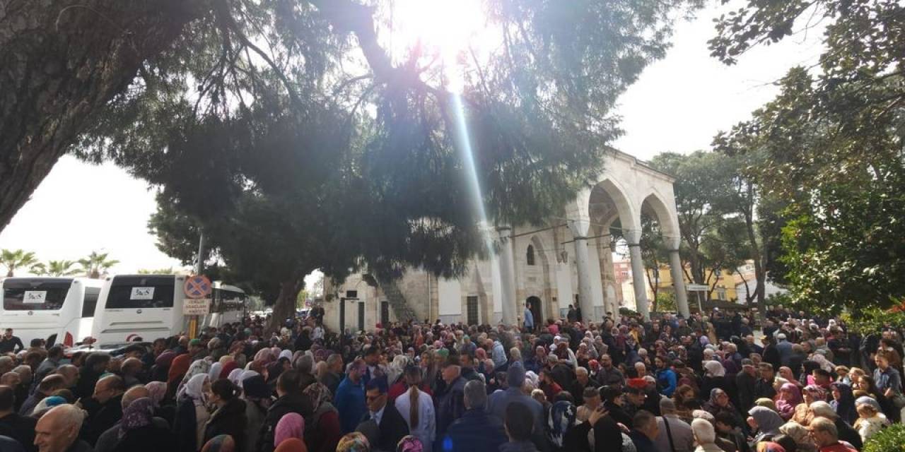 Aydınlı Umreciler Dualarla Uğurlandı