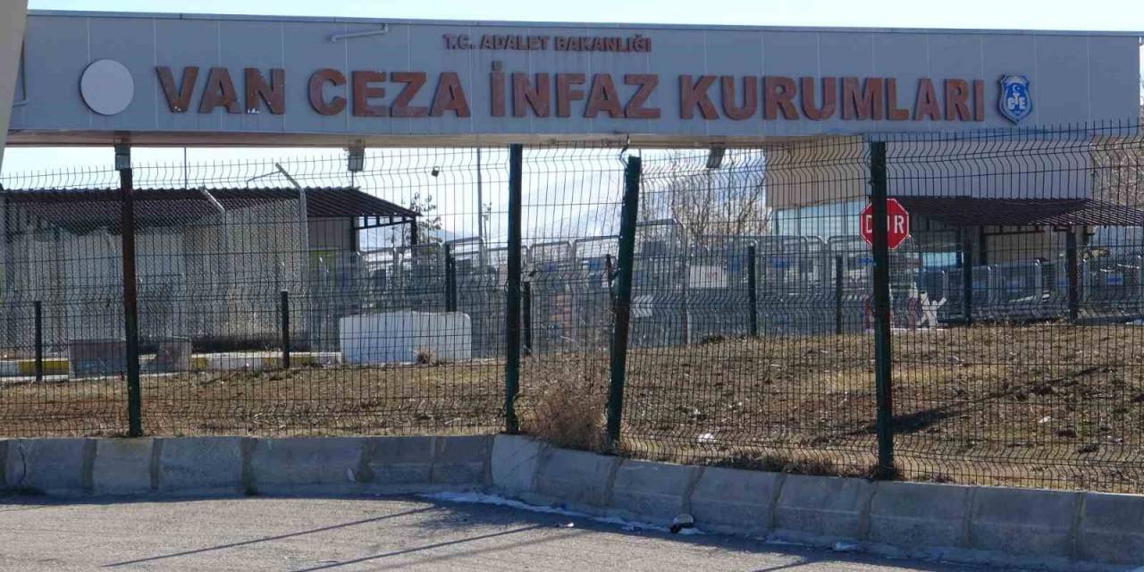 Adnan Oktar Van’a Getirildi