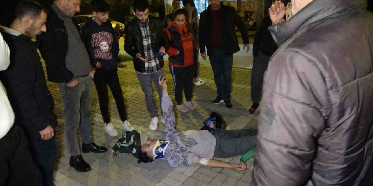 Motosiklettekileri Yola Fırlatan Kaza Kamerada