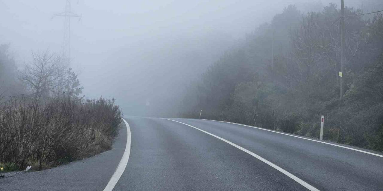Sarıyer’de Sürücüler Yoğun Sis Nedeniyle Zor Anlar Yaşadı