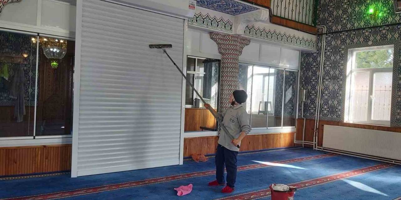 Bozüyük’te Camiler Ramazana Hazırlanıyor