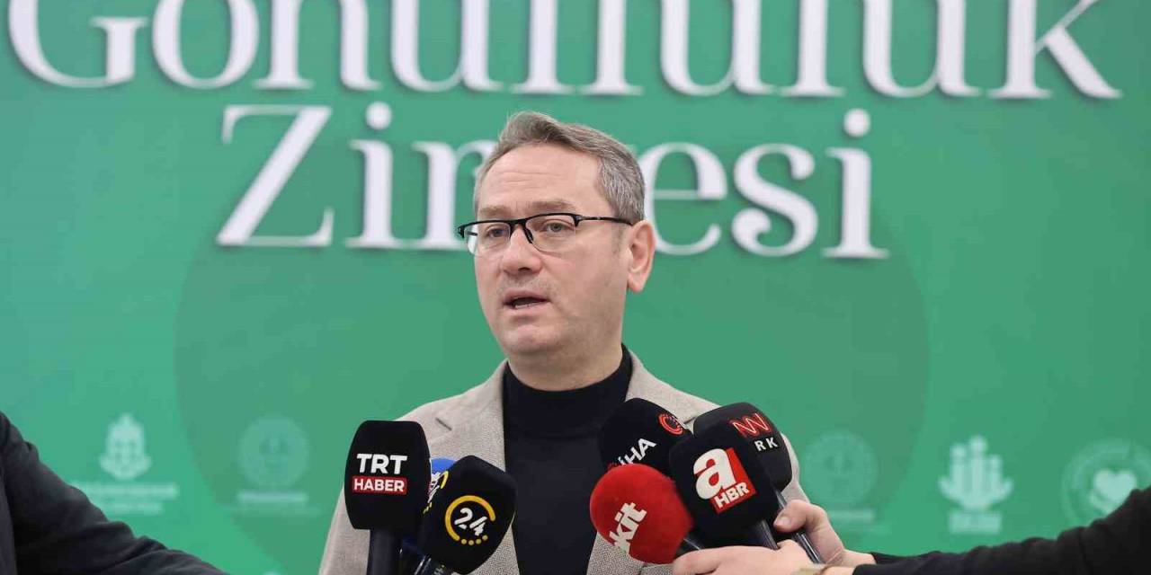 Başakşehir’de Gönüllülük Zirvesi Düzenlendi