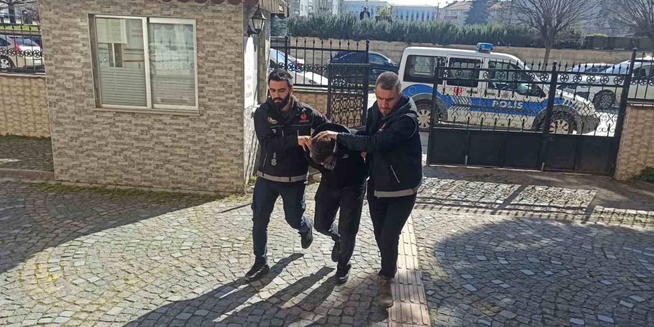 Bafra’da Uyuşturucu Ve Ruhsatsız Silah Ele Geçirildi: 1 Gözaltı