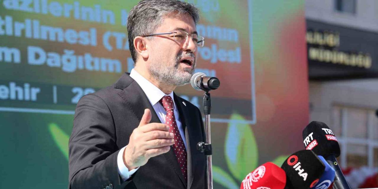 Bakan Yumaklı: "Yerli Ve Milli Tohum İçin Firmalar Çalışıyor"