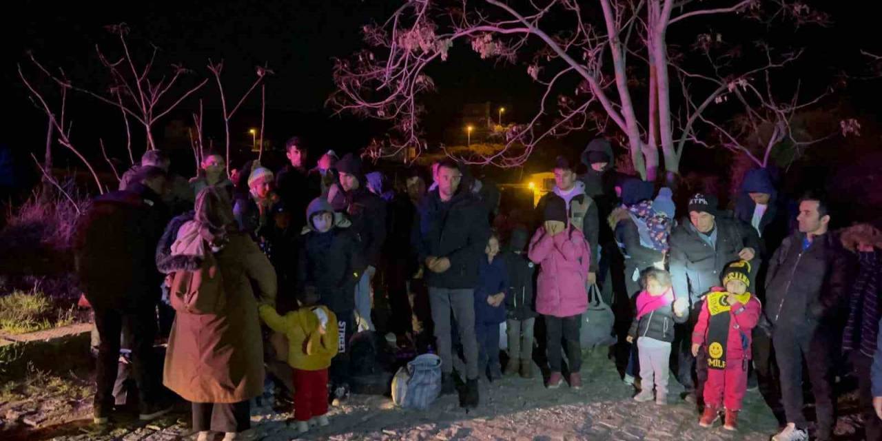 Ayvacık’ta 70 Kaçak Göçmen Yakalandı, 5 Organizatör Gözaltına Alındı