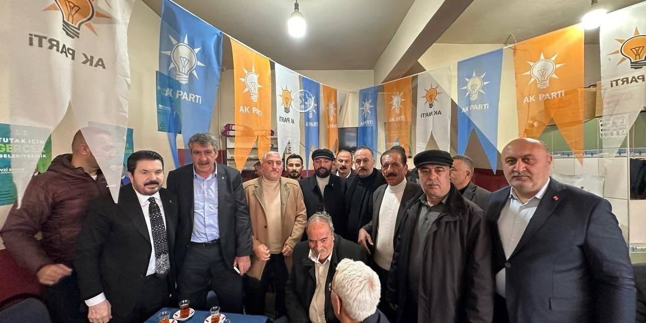 Tutak’ta 150 Kişilik Deva Partisi Heyeti Ak Parti’ye Katıldı