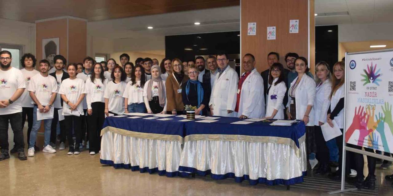 Esogü’de Nadir Hastalıklar İle İlgili Bilgilendirme Etkinliği Düzenlendi