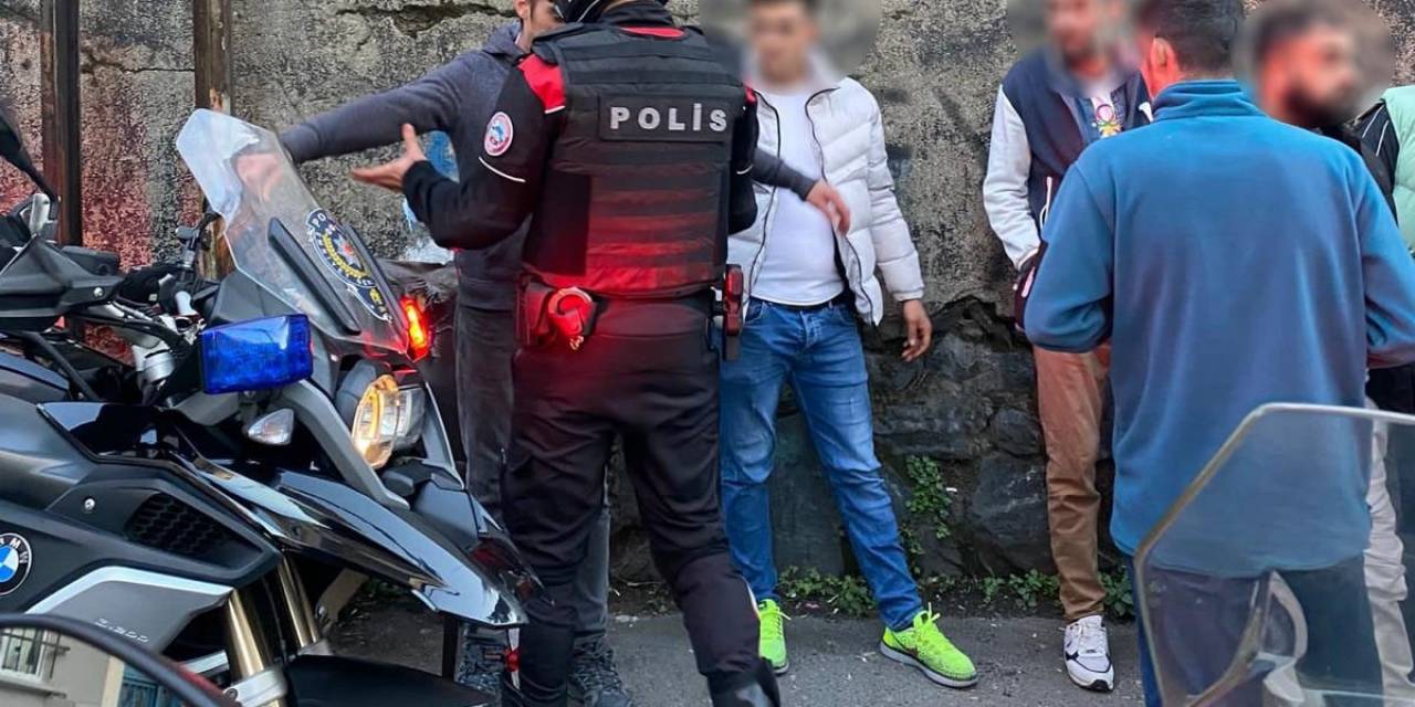 İstanbul Genelinde Yapılan Asayiş Uygulamalarında 134 Aranan Şahıs Yakalandı