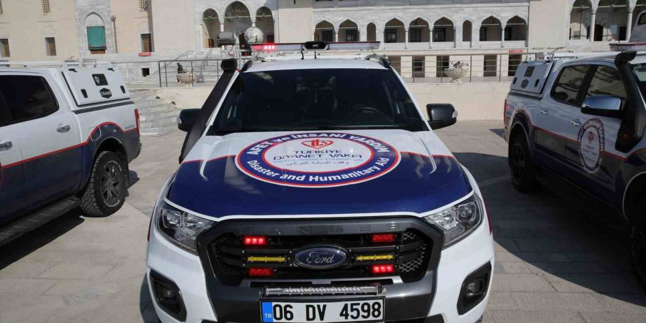 Tdv Mobil İkram Araçlarını Deprem Bölgesine Gönderiyor