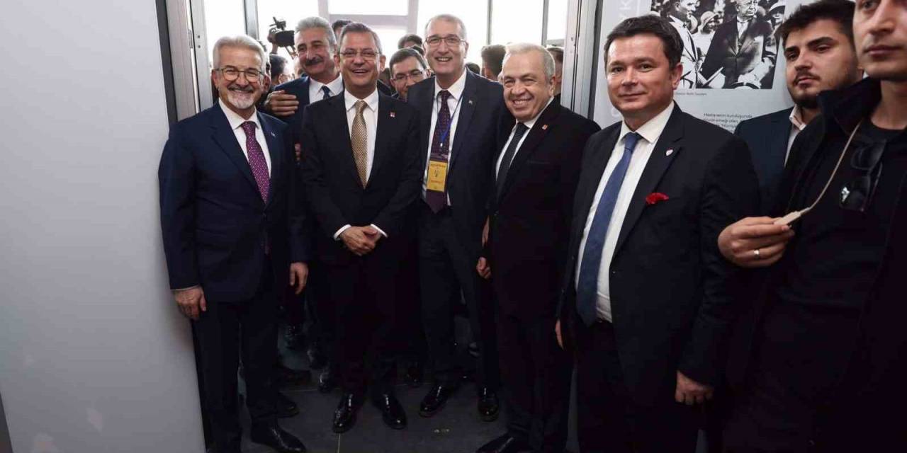 Özgür Özel, Nilüfer’deki Sağlık Müzesi’nin Açılışını Yaptı