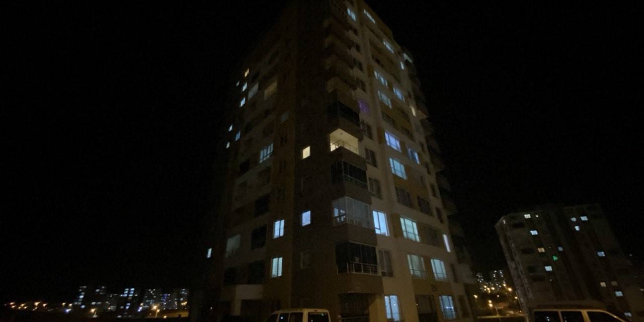 Kayseri’de 6. Kattan Düşen Genç Hayatını Kaybetti