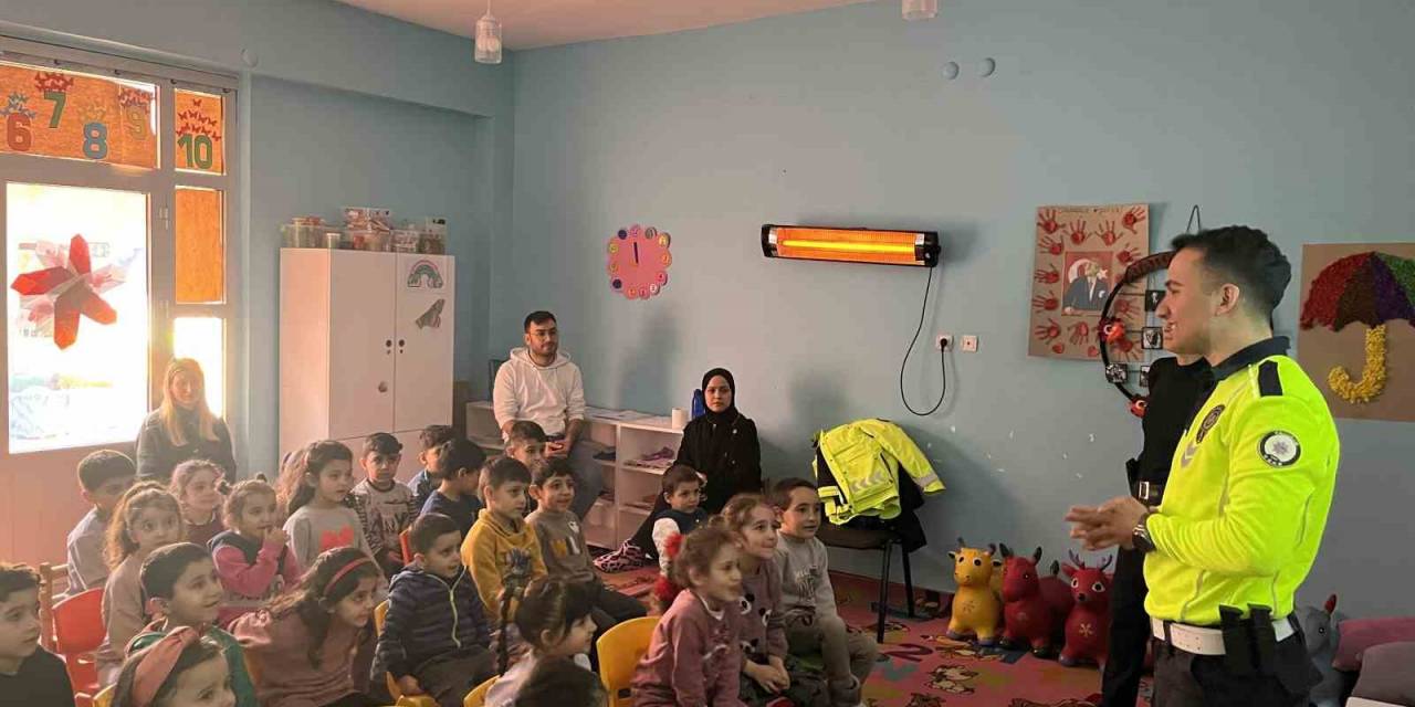 Tekman’da Trafik Dedektifleri İşbaşında