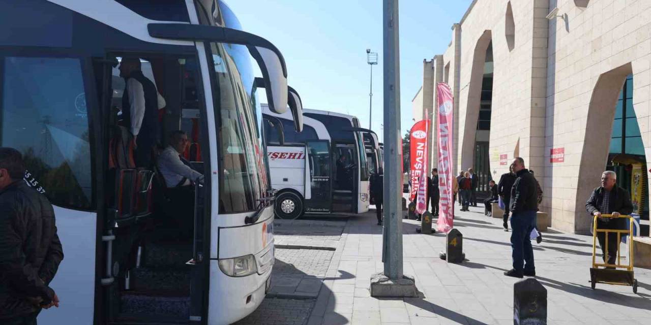 Hem Yolcular Hem De Sürücüler Uyarılıyor