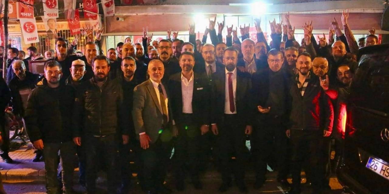 Hamid Yüzügüllü, Esentepe’de Kıraathane Ziyareti Gerçekleştirdi