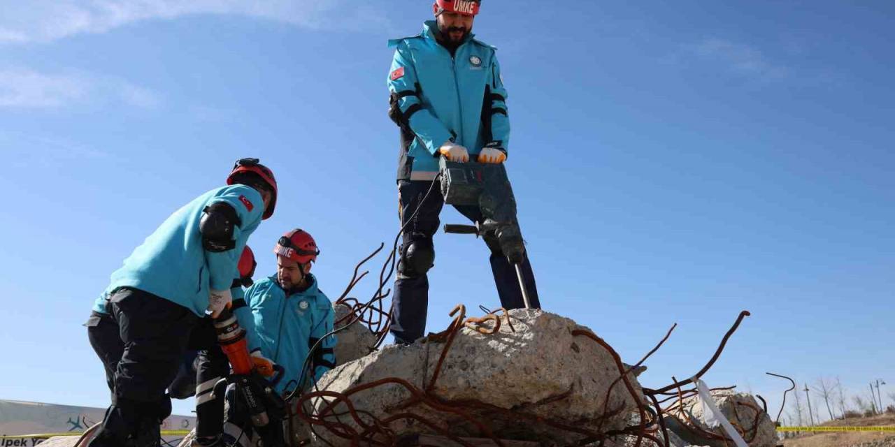 Umke’den Gerçeği Aratmayan Tatbikat