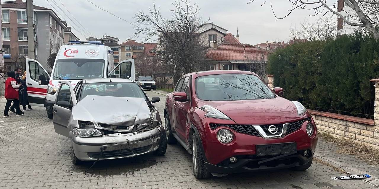 Ara Sokakta Görünmez Kaza