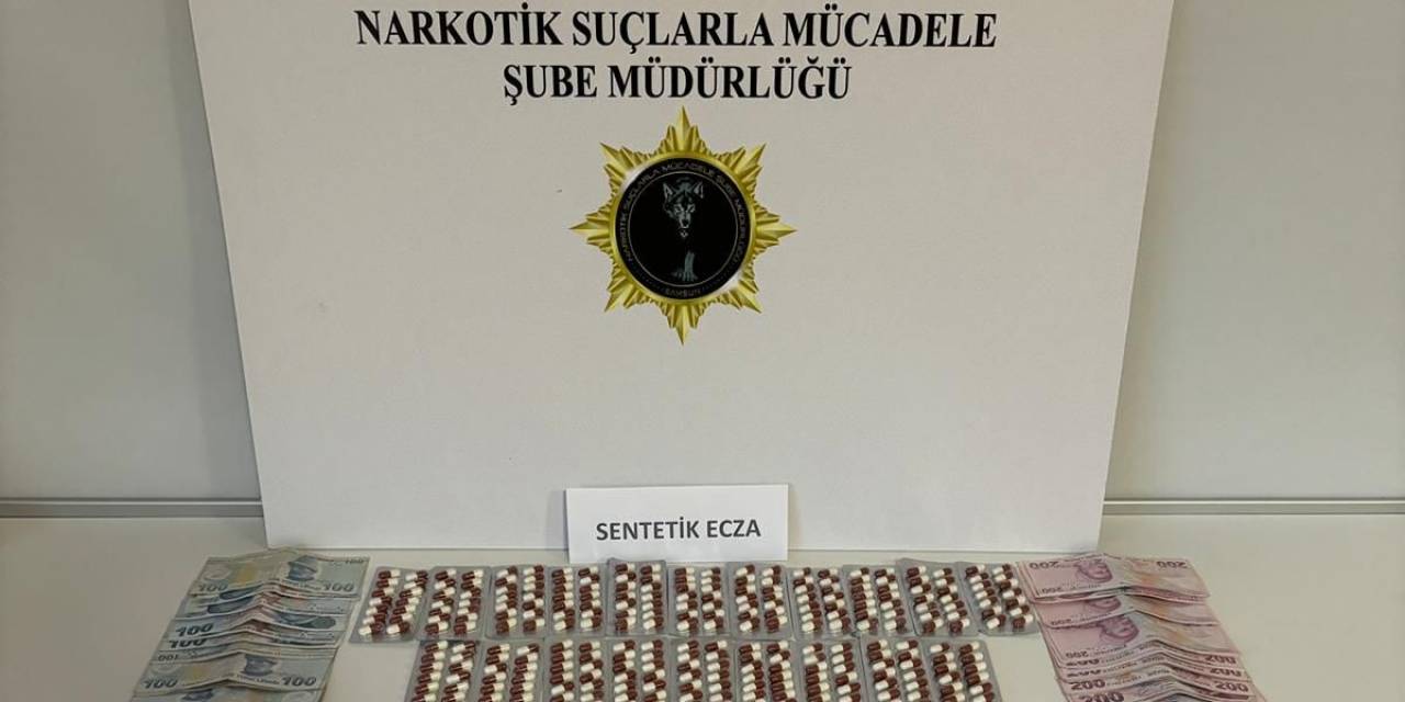Samsun’da 3 Bin 95 Sentetik Ecza Ele Geçirildi: 2 Gözaltı