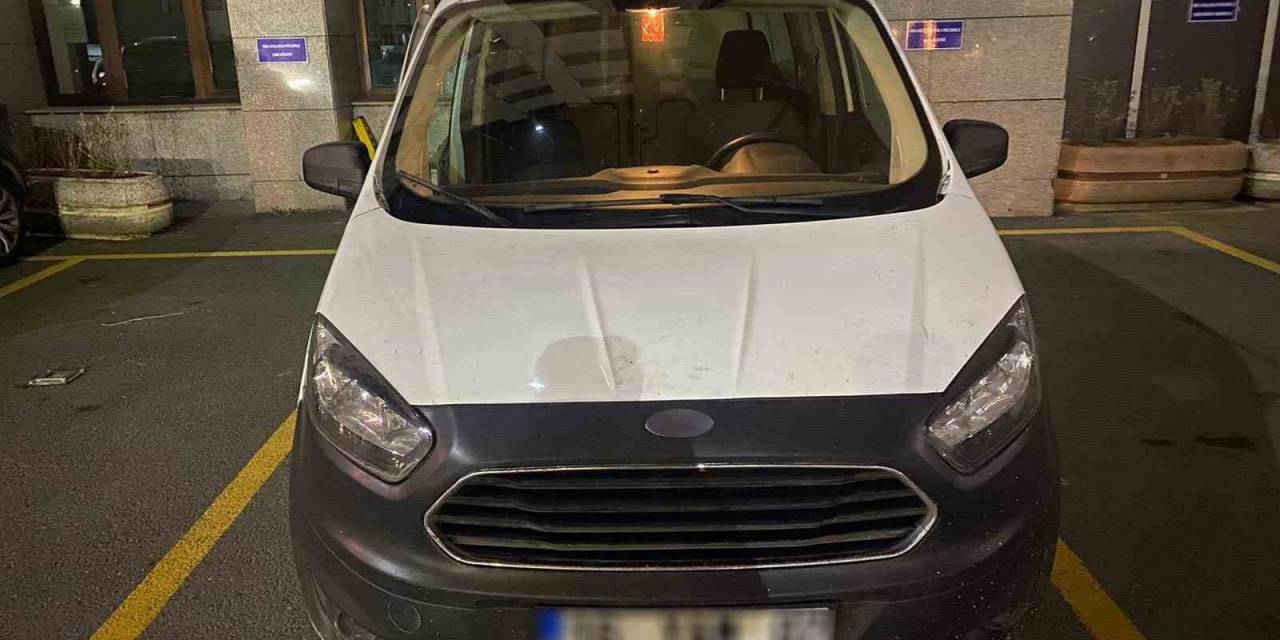 İstanbul’da Göçmen Kaçakçılığı Operasyonu: 21 Düzensiz Göçmen Hakkında İşlem Yapıldı, 7 Şüpheli Tutuklandı