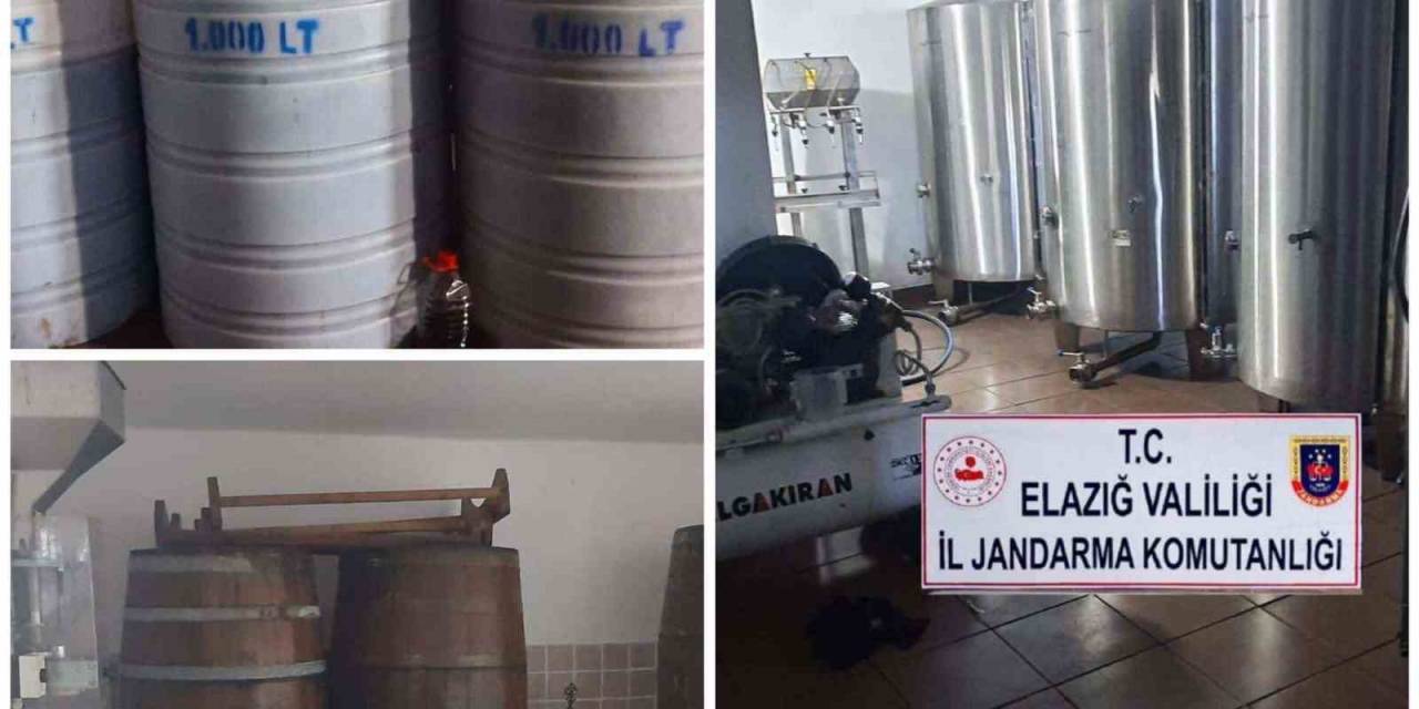 Elazığ’da 15 Ton Kaçak Alkol Ele Geçirildi