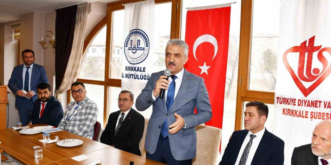 Vali Makas: "Ülkemizi, ’türkiye Yüzyılı’na Hazırlamakla Mükellefiz"