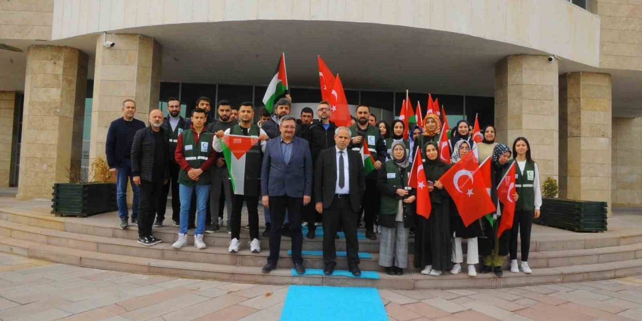 Kaeü’nde ‘Ne Sigaraya Nede İsrail’e Bağımlı’ Değiliz Yürüyüşü