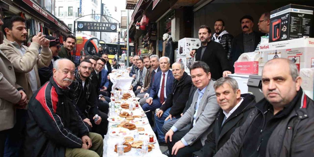 Mustafa Bozbey, Bursa Bıçağının Doğru Tanıtılıp Sunulması Gerektiğini Vurguladı