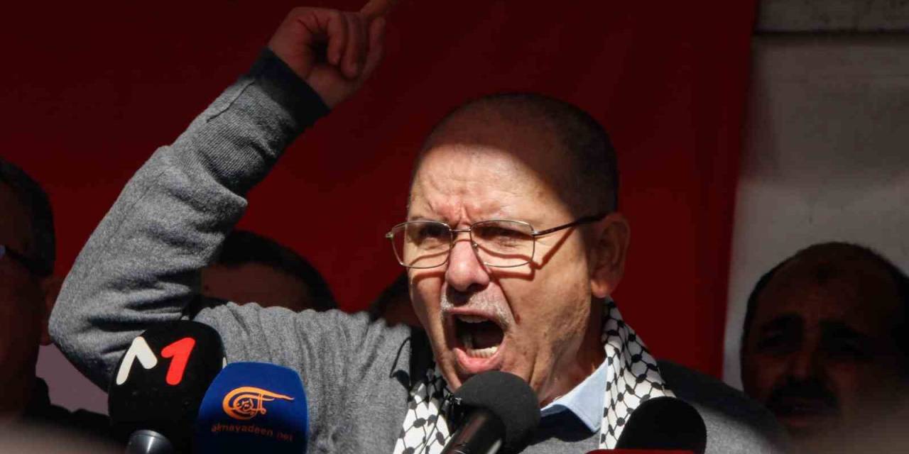 Tunus’ta Binlerce Kişi Hükümeti Protesto Etti