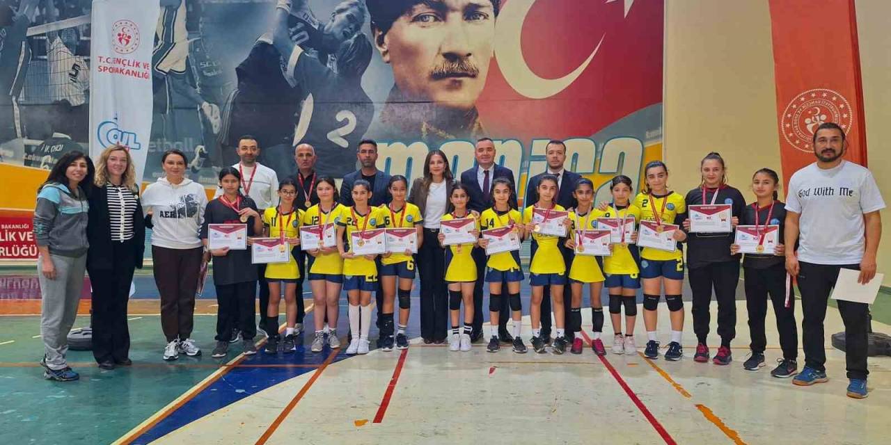 Manisa Okul Sporları Hentbol Küçükler Kız Ve Erkek Yarı Final Müsabakaları