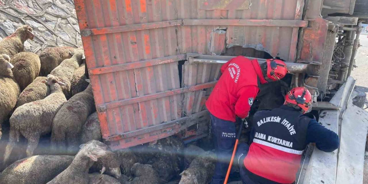 Balıkesir’de Tır Kazasında 1 Kişi Hayatını Kaybetti