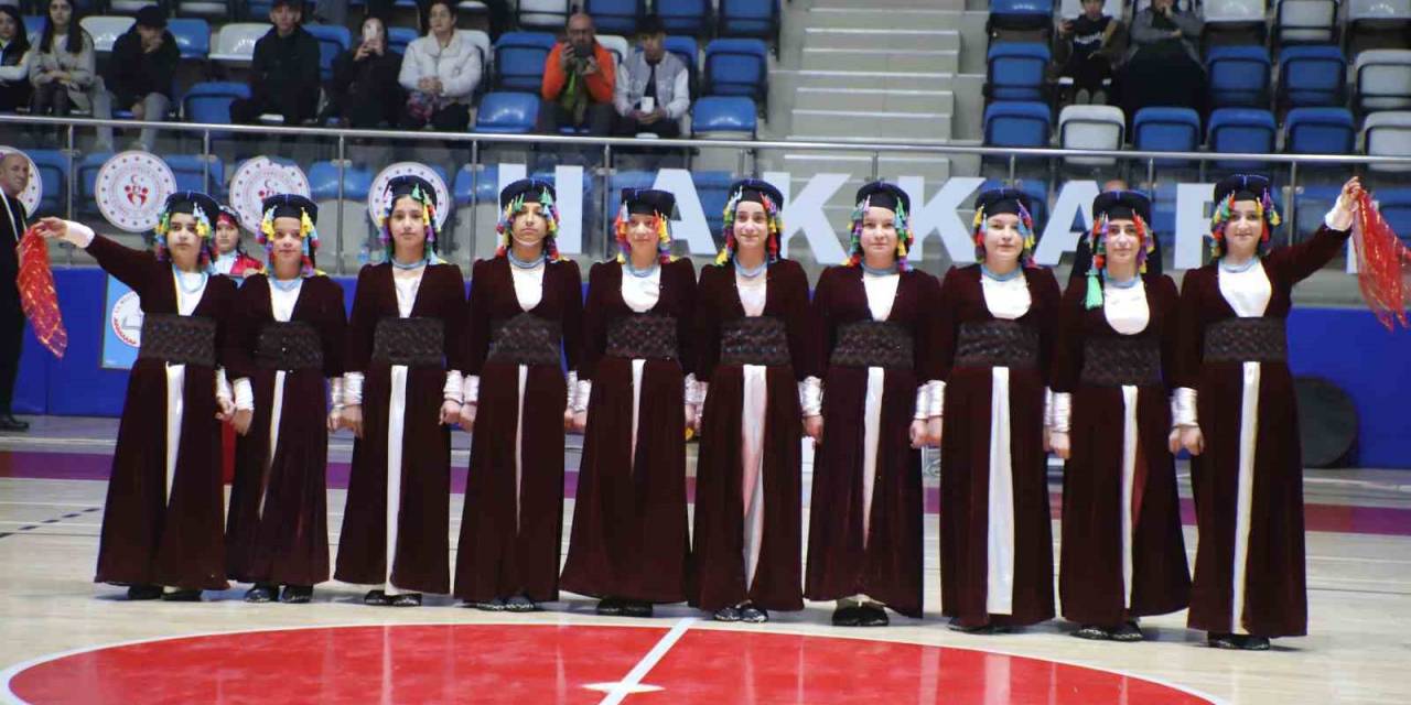 Hakkari’de Okullar Arası Oyunları Yarışması Sonuçlandı