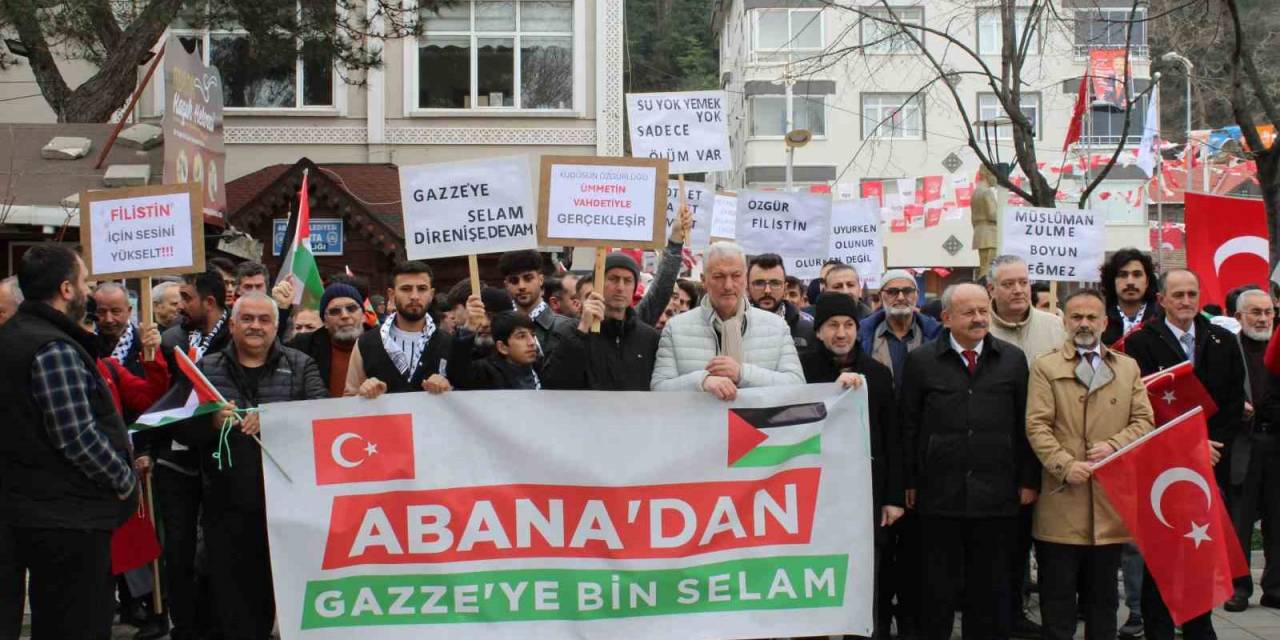 Kastamonu’da Vatandaşlar Filistin İçin Yürüdü