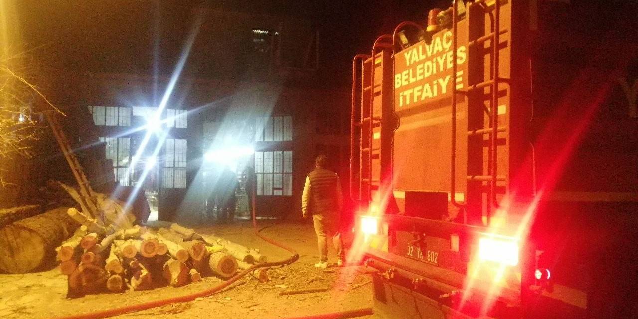 Kereste Marangozhanesinde Yangın Paniği