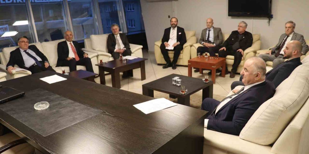 Teknopark Yönetim Kurulu, Rektör Özölçer Başkanlığında Toplandı