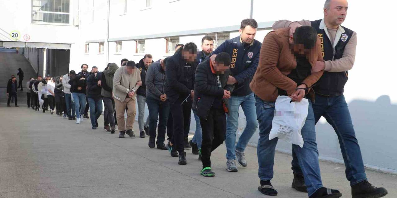30 Milyar Tl Dolandıran Şebekeden 74 Kişi Tutuklandı
