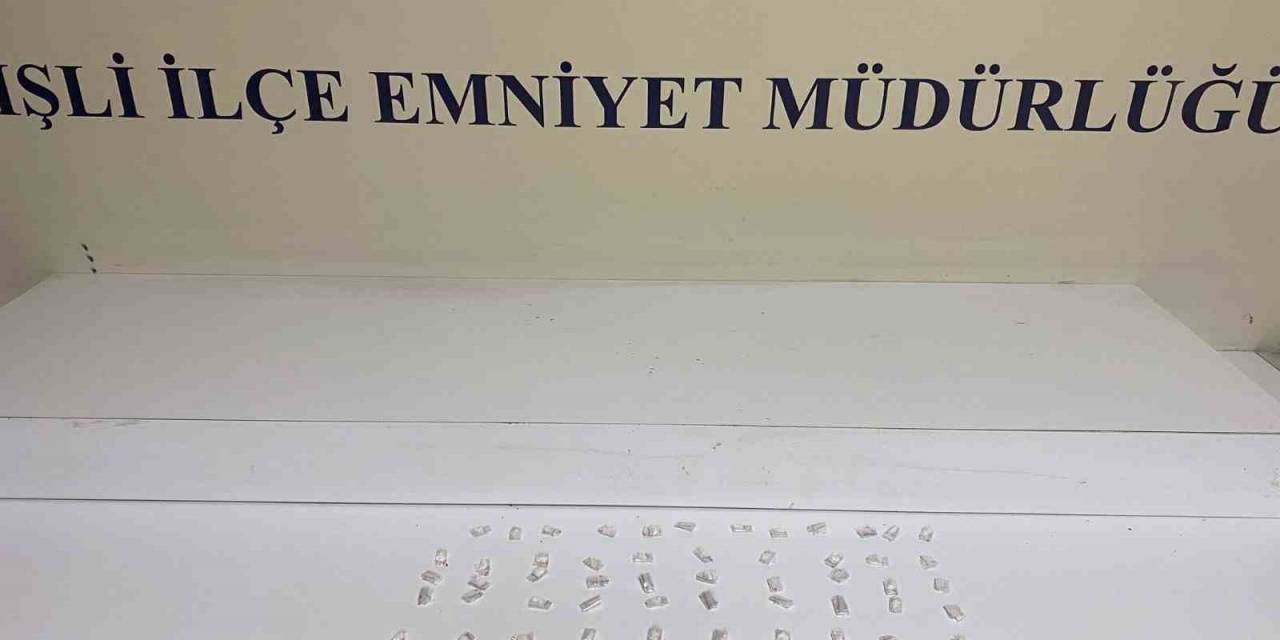 Polis Ekipleri İşçi Kılığına Girerek Uyuşturucu Satıcısını Böyle Yakaladı