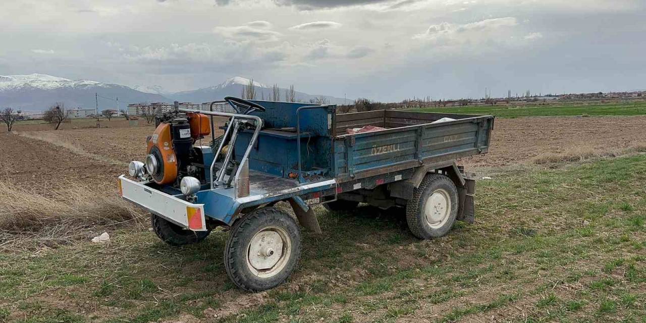 Tüfekle Bir Kişiyi Vurup Kaçan Şahıs Patpat İle Kaçarken Tarlada Yakalandı