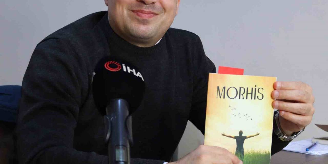 Otizmli Moris, Hayatını Ve Uğradığı Zorbalıkları Kitap Haline Getirdi