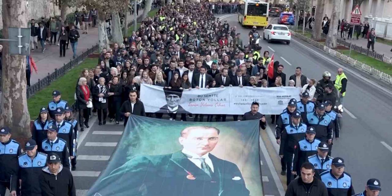 Beşiktaş Belediye Başkanı Rıza Akpolat: "Biz Beşiktaş’ı Kent, Burada Yaşayanları Da Kentli Olarak Nitelendiriyoruz"