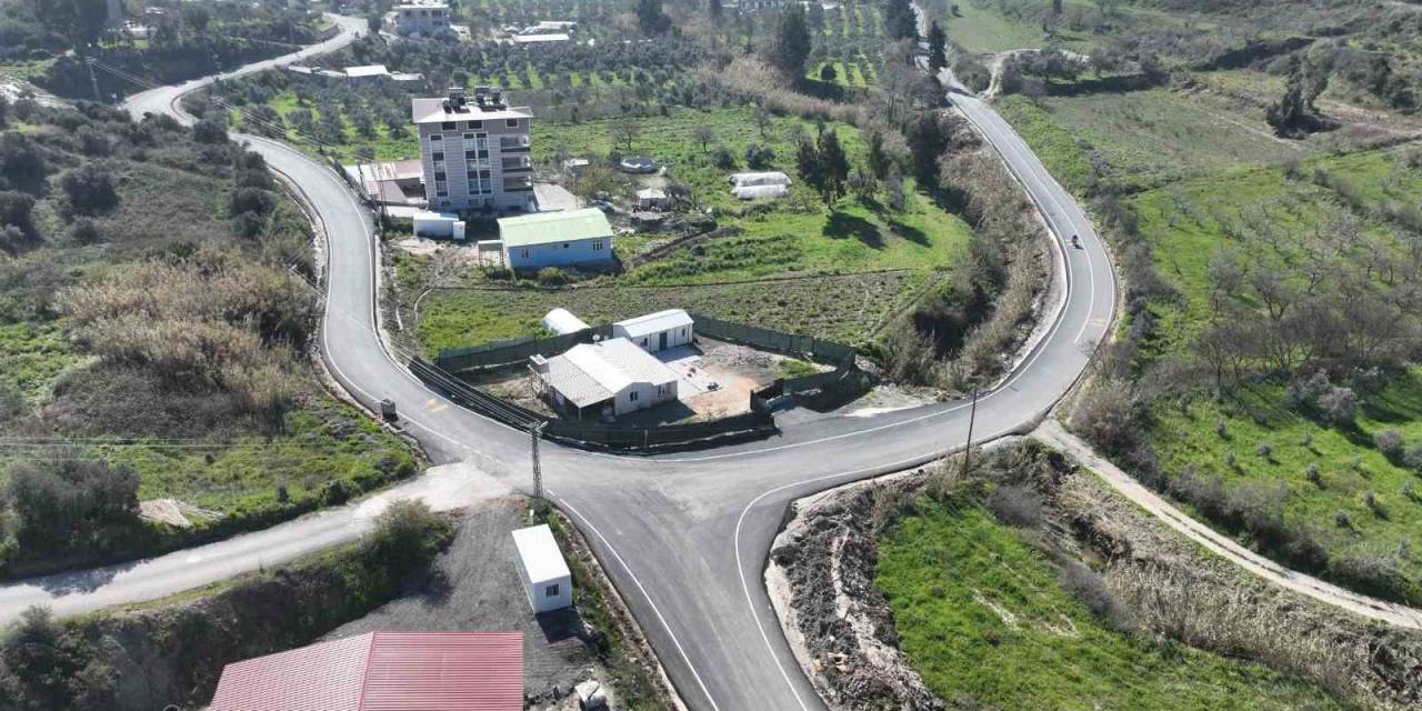 Hatay Büyükşehir Belediyesi İl Genelinde Yol Yapım Çalışmalarına Devam Ediyor
