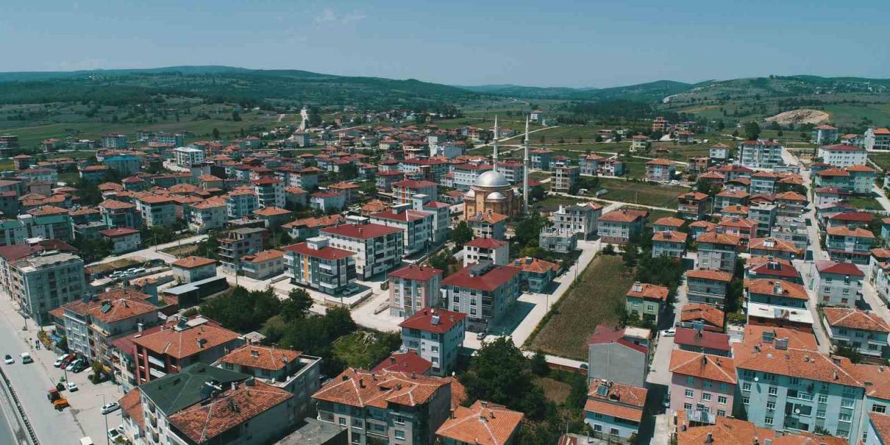 Sarıcaoğlu: “Kavak, Samsun’un Parlayan Yıldızı Olarak Yoluna Devam Edecek”