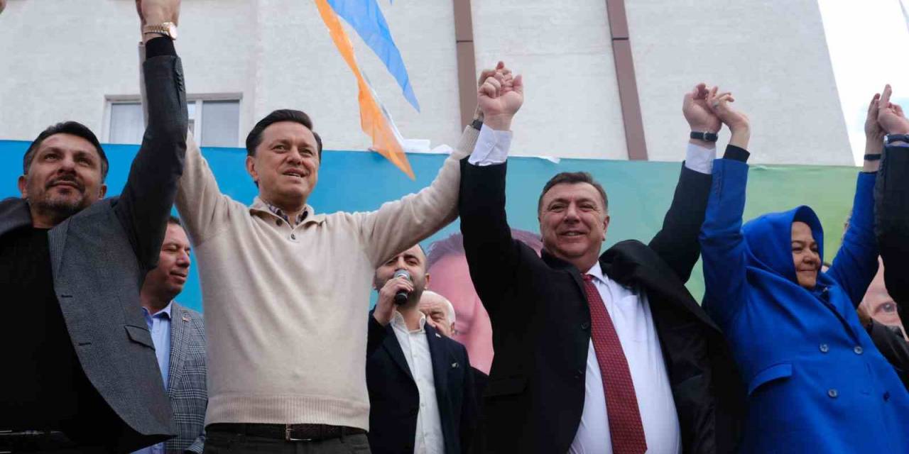 Nebi Hatipoğlu: "Cumhuriyet Halk Partisi’nin Bütün Elementleri Üstüme Geliyor"