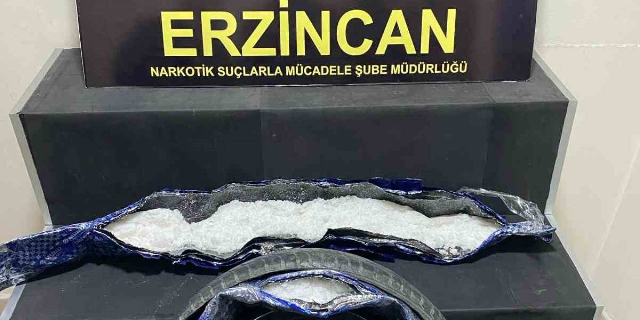 Tır Lastiğinde Uyuşturucu Ticareti Yapan 2 Kişi Tutuklandı
