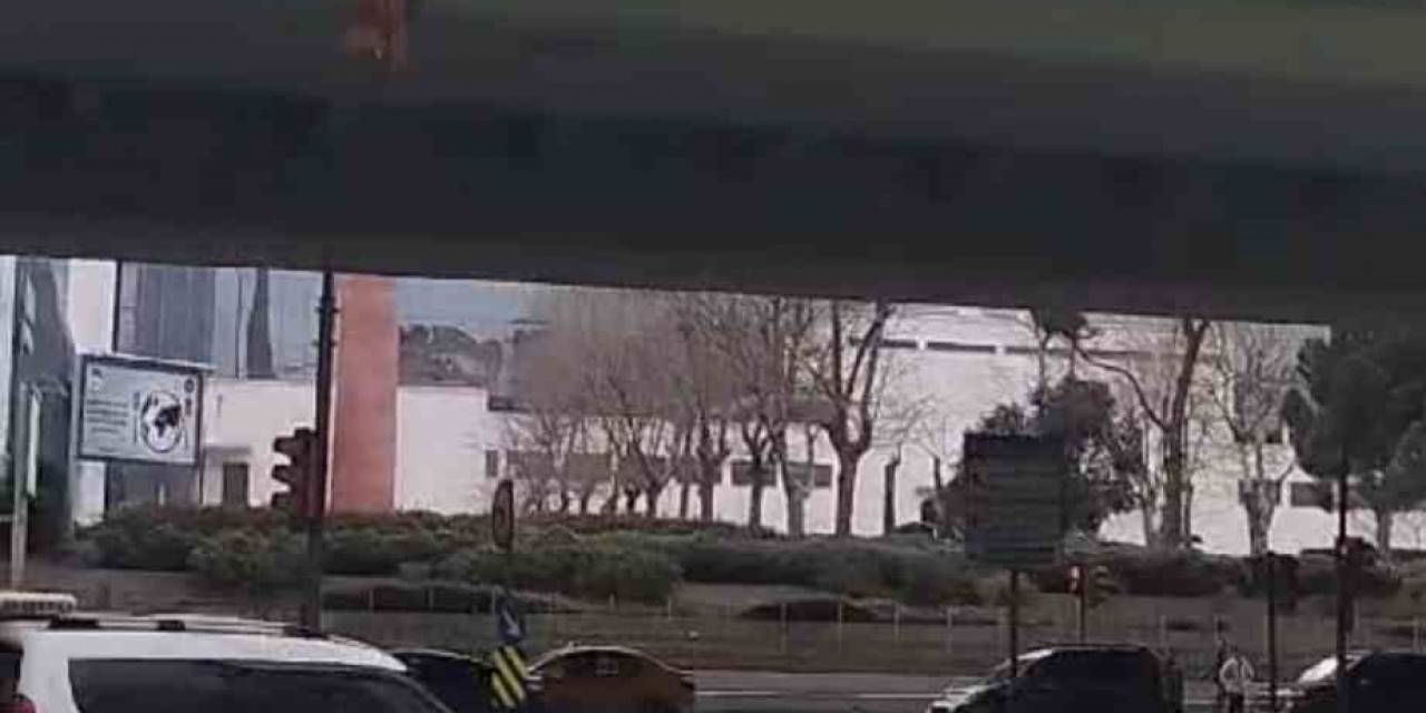 Şişli’de Kadın Viyadükten Aşağıya Atladı, Son Anda Yatağa Düştü: O Anlar Kamerada
