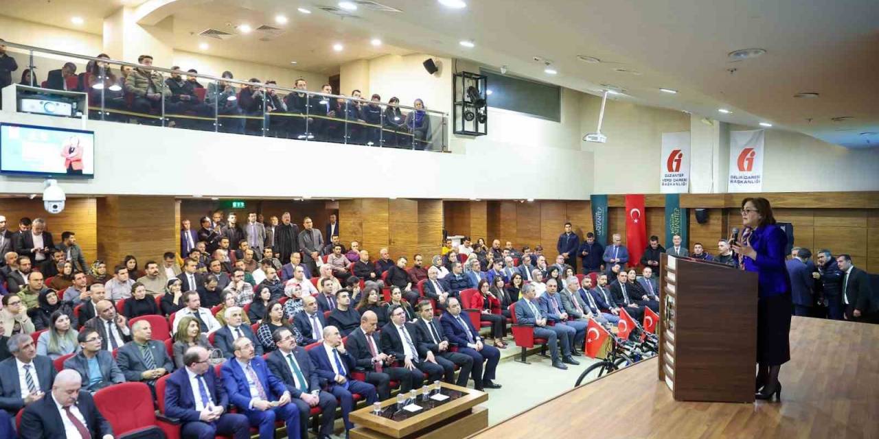 Büyükşehir’den Vergi Haftası’nda Bin 100 Personele Bisiklet