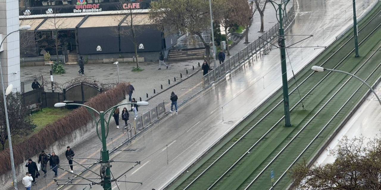 Gaziantep’te Aniden Bastıran Sağanak Hayatı Olumsuz Etkiledi