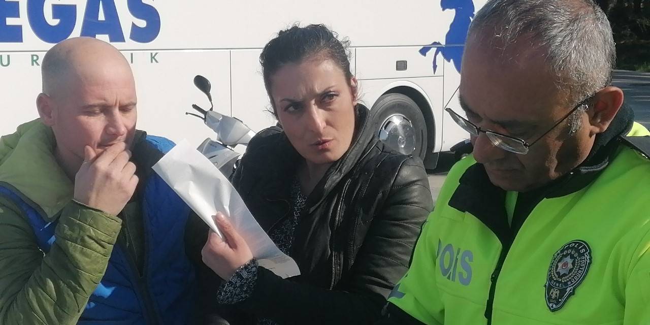 Ehliyetsiz Direksiyona Geçmesi Kadın Motosiklet Sürücüsüne Pahalıya Patladı