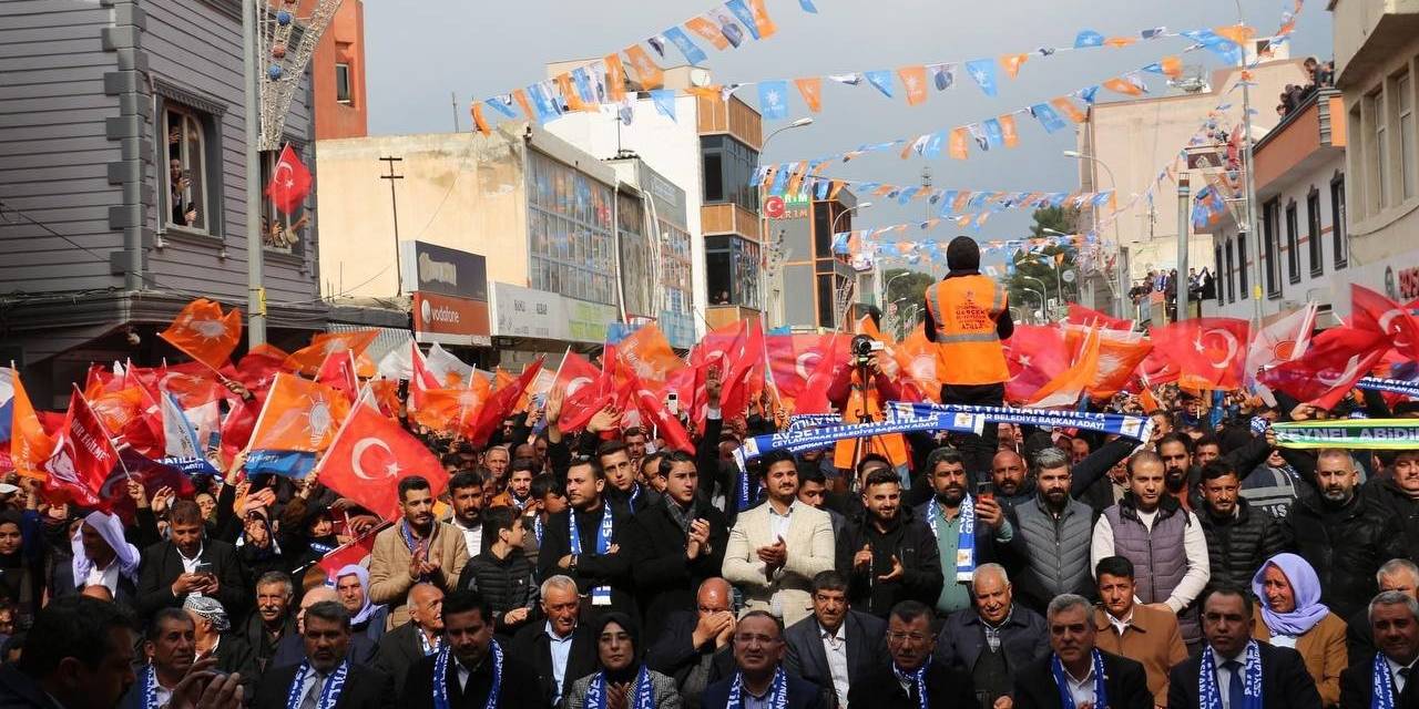 Tbmm Başkanvekili Bekir Bozdağ’ın Yaptığı Açılış Mitinge Dönüştü