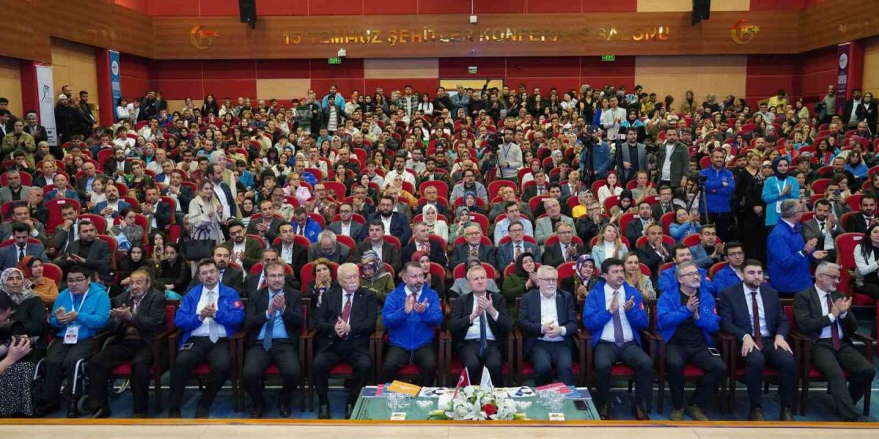 Türkiye’nin İlk Sosyalfest’inde Ödüller Sahiplerini Buldu